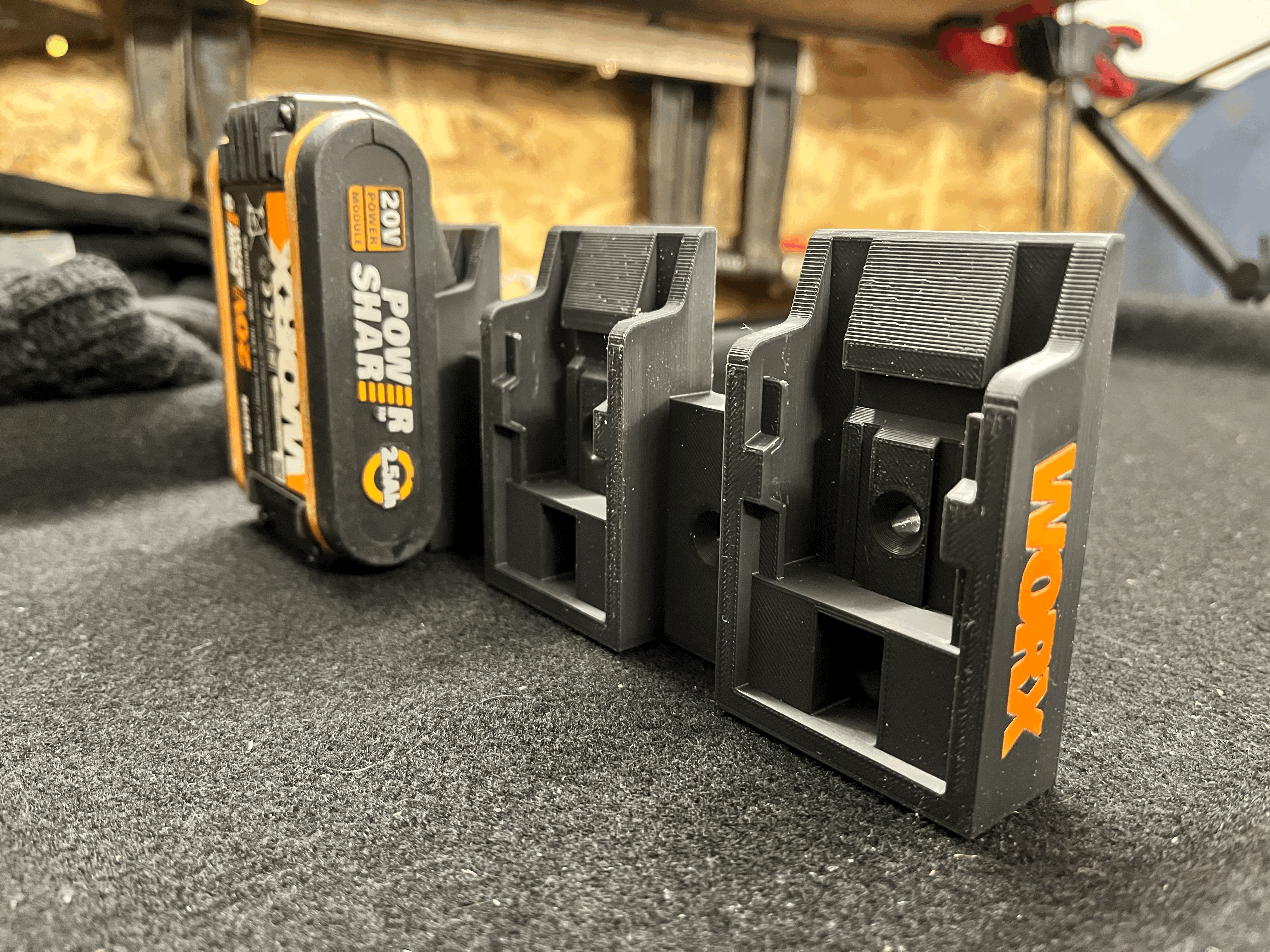 Giá treo bộ 3 pin WORX (WORX trio battery holder) - Thumbnail 1