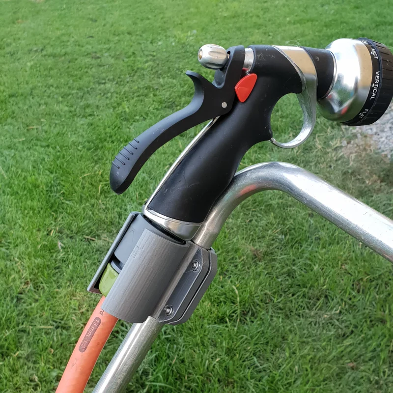 Giá treo vòi xịt nước (Water Hose Gun Holder)