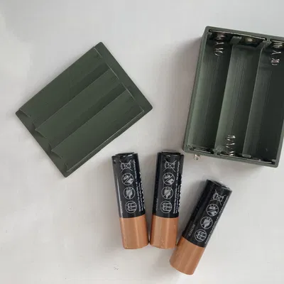 Hộp đựng pin AA có nắp