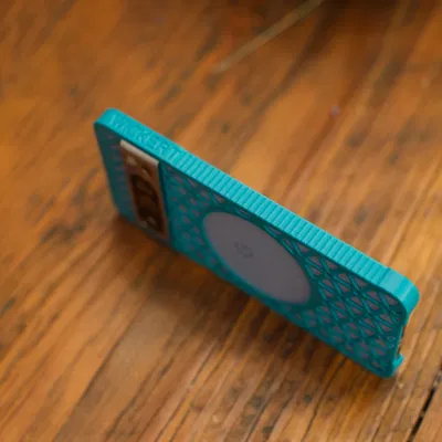 Ốp lưng Pixel 8 Pro với họa tiết bề mặt độc đáo