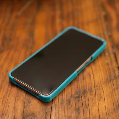 Ốp lưng Pixel 8 Pro với họa tiết bề mặt độc đáo