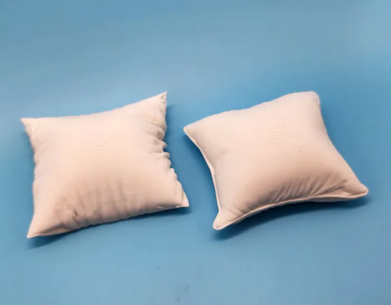 Bộ 2 chiếc gối vuông mềm mại - Image 1