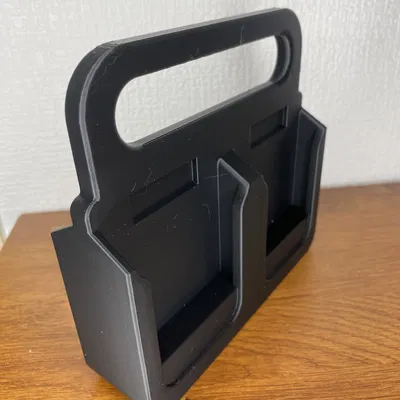 Khay xách tay pin Makita in 3D tiện lợi cho thợ chuyên nghiệp