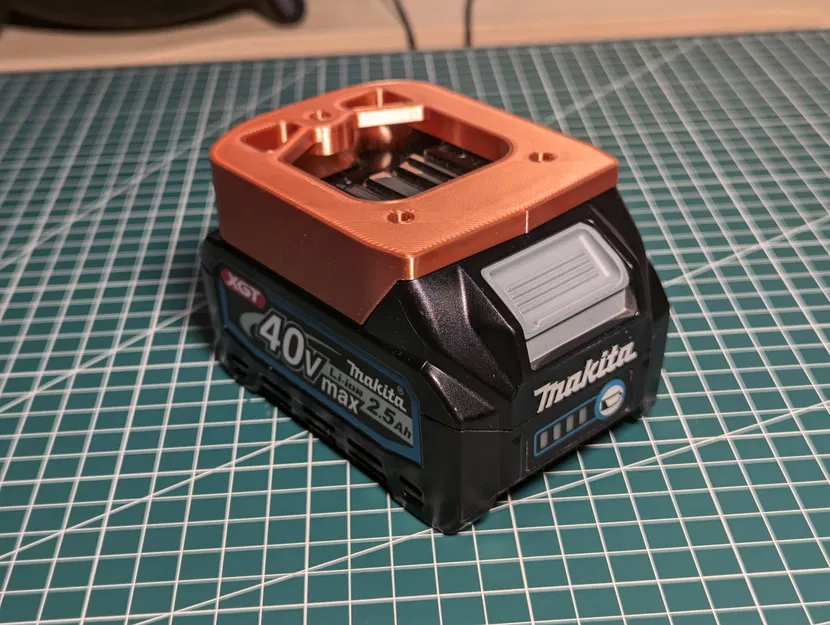 Giá đỡ pin Makita XGT 40V - Image 1