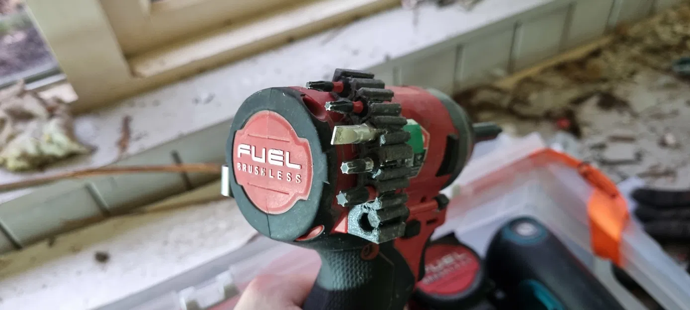 Giá đỡ mũi vít cho máy Milwaukee M12 Fuel - Image 1