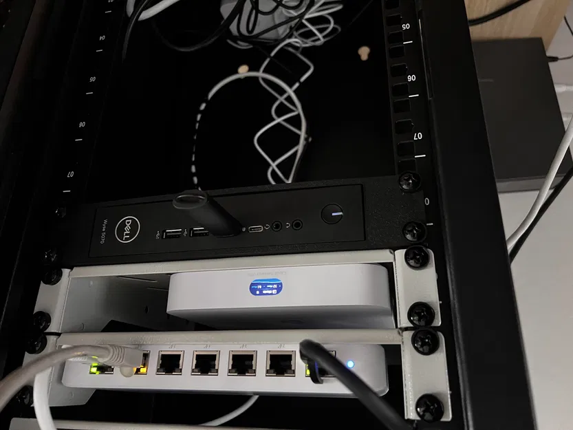 Khung gắn Dell Wyse 5070 vào tủ Rack 10 inch - Image 2