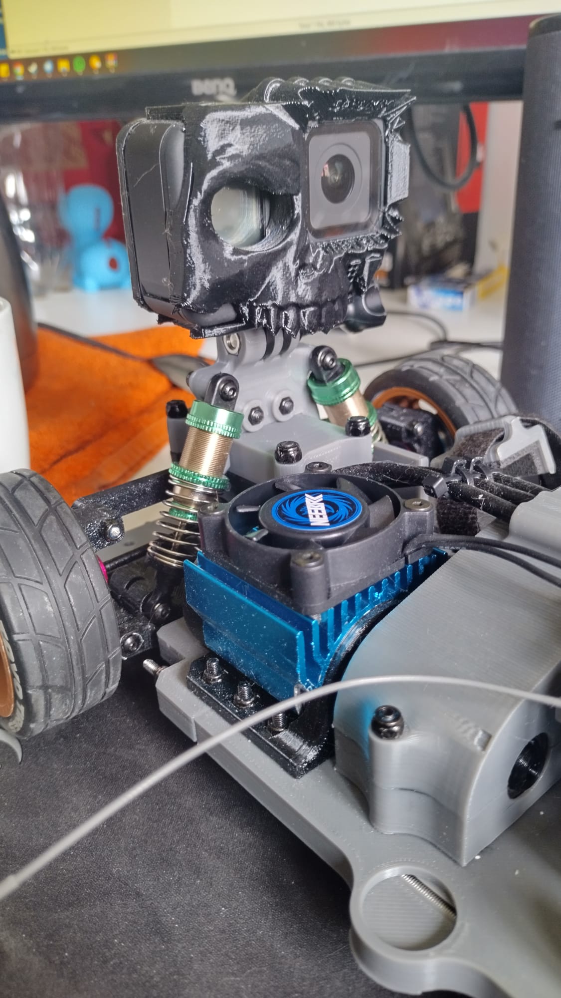 Các bản nâng cấp (Sidegrades) cho khung gầm xe RC 1:10 EXPLORER-MK1