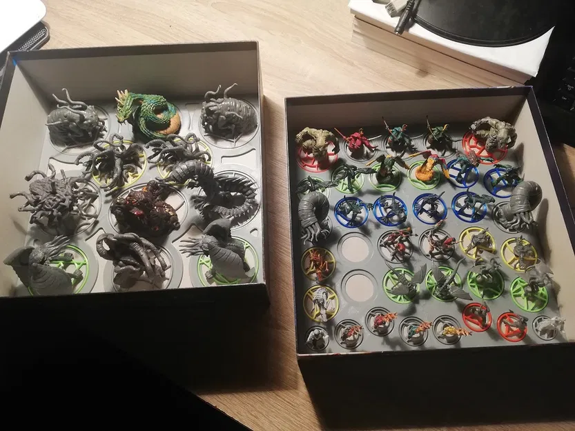 Bộ đế thay thế cho tất cả quái vật Mansions of Madness - Image 2