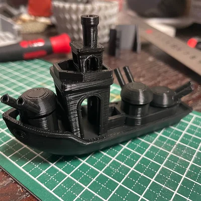 Mô hình tàu chiến 3D Benchy với tháp pháo xoay linh hoạt
