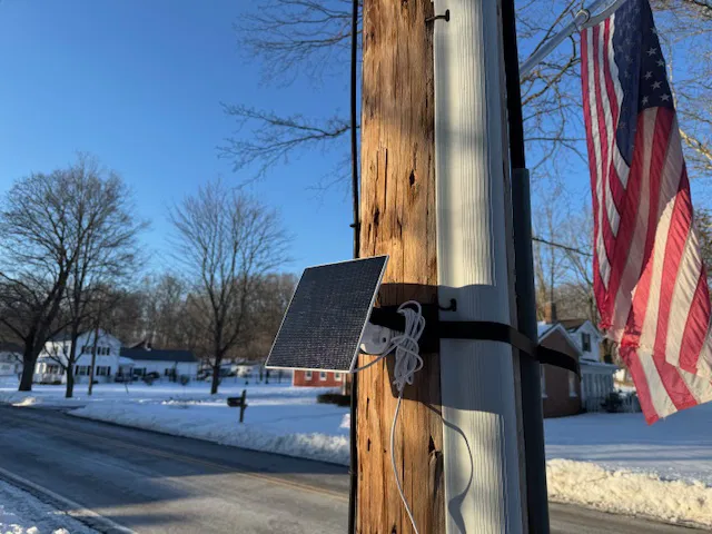 Bộ giá đỡ pin năng lượng mặt trời 5V USB-C cho ống, cây và cột - Image 23