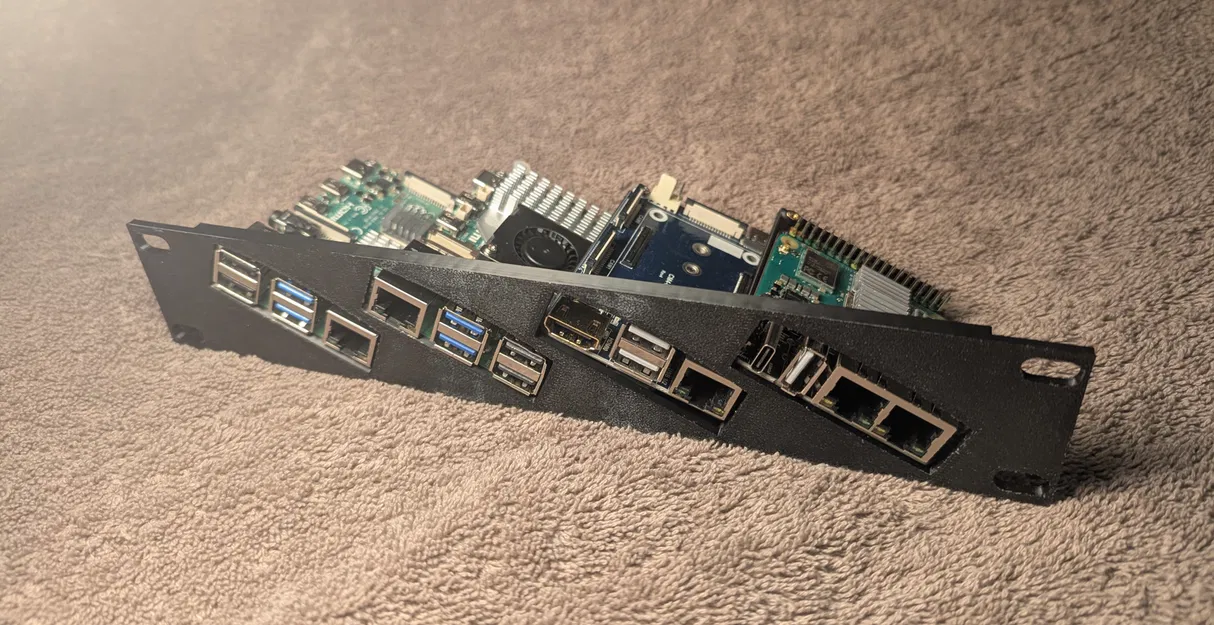 Khung gắn 10-inch cho 4 Raspberry Pi (1U) - Image 1