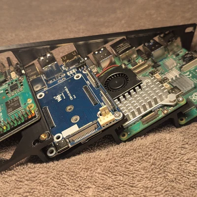 Khung gắn 10-inch cho 4 Raspberry Pi (1U)