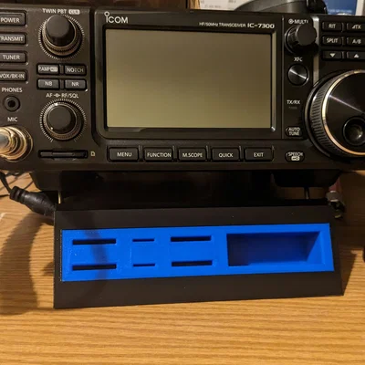 Chân đế 3 mức độ cho Ham Radio IC-7300 kèm khay đựng thẻ nhớ