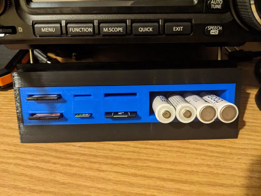 Chân đế 3 mức độ cho Ham Radio IC-7300 kèm khay đựng thẻ nhớ - Image 4