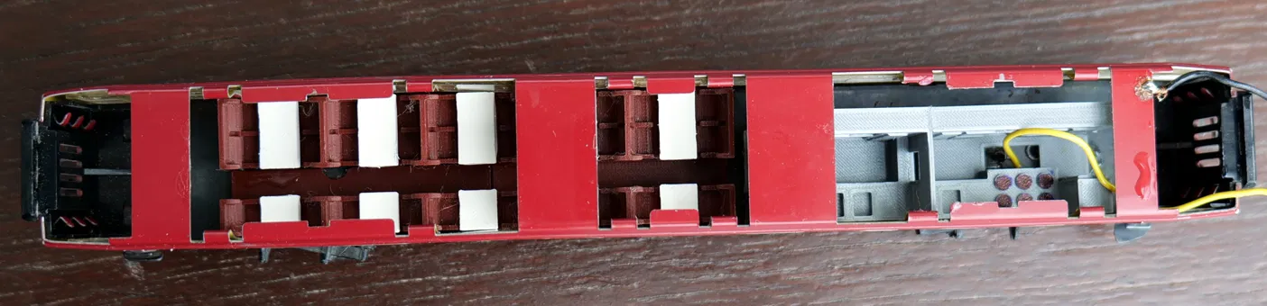 Chi tiết khu vực bếp cho toa xe lửa Märklin 4024 (Speisewagen) - Image 3