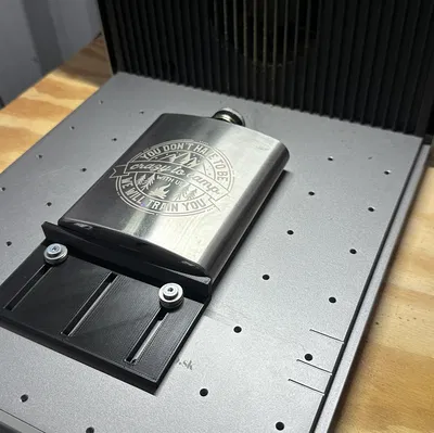 Bộ gá kẹp định vị điều chỉnh cho máy khắc laser xTool F1 Ultra