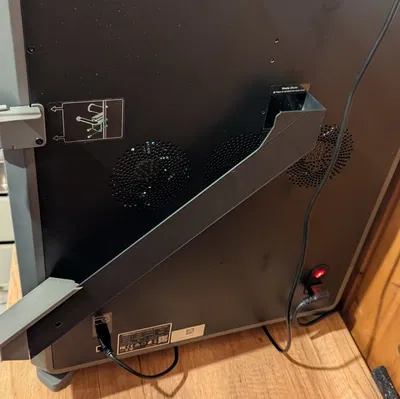 Creality K2 Poopchute - Thiết kế bắt vít chắc chắn