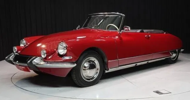 Mô hình in 3D xe cổ Citroen DS Cabrio 1954 - Image 25