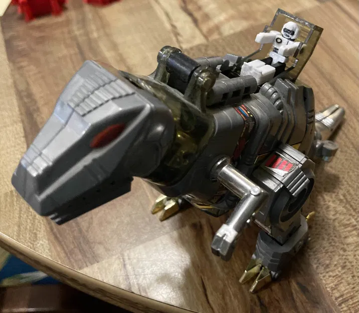 Diatrooper - Phi công kích thước chuẩn Diaclone cho mô hình Transformers G1 của bạn - Image 5