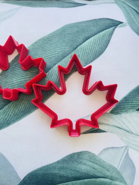 Khuôn cắt bánh quy hình lá phong Canada - Image 2