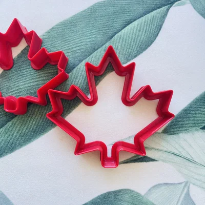 Khuôn cắt bánh quy hình lá phong Canada