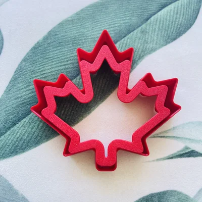 Khuôn cắt bánh quy hình lá phong Canada