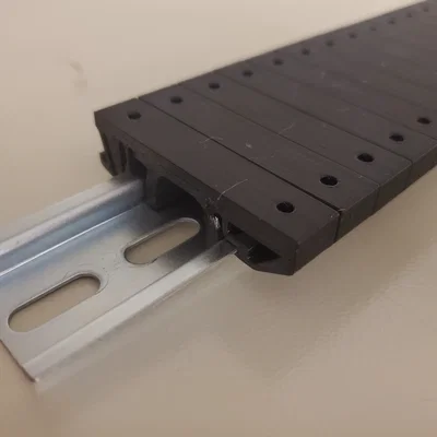Kẹp thanh DIN rail (DIN Rail Clip)