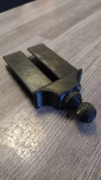 Ngàm giữ điện thoại trên xe VW Golf Plus và Tiguan (Đầu bi 16mm) - Image 1