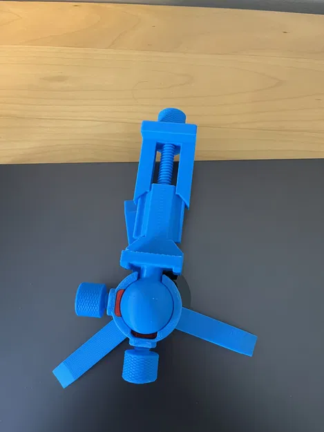 Chân đế điện thoại nhỏ gọn có khớp cầu (100% in 3D được) - Image 2