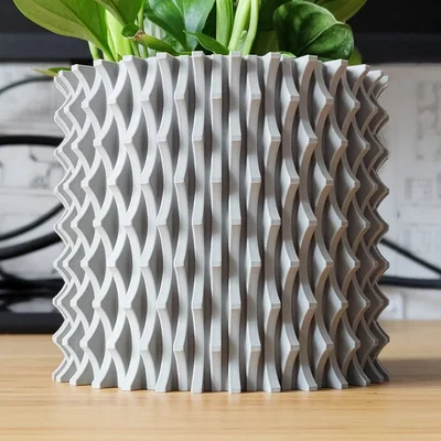Chậu cây hình cưa máy - Thiết kế Vase mode