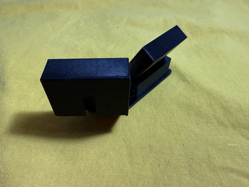 Creality Halot R6 - Giá đỡ hứng resin chảy từ bàn in - Image 2