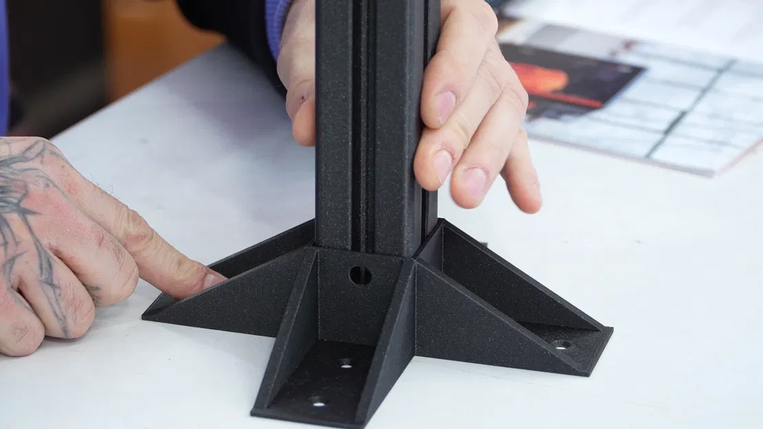 Chân đế để bàn cho nhôm định hình 4040 - Thiết kế in 3D chắc chắn - Image 1