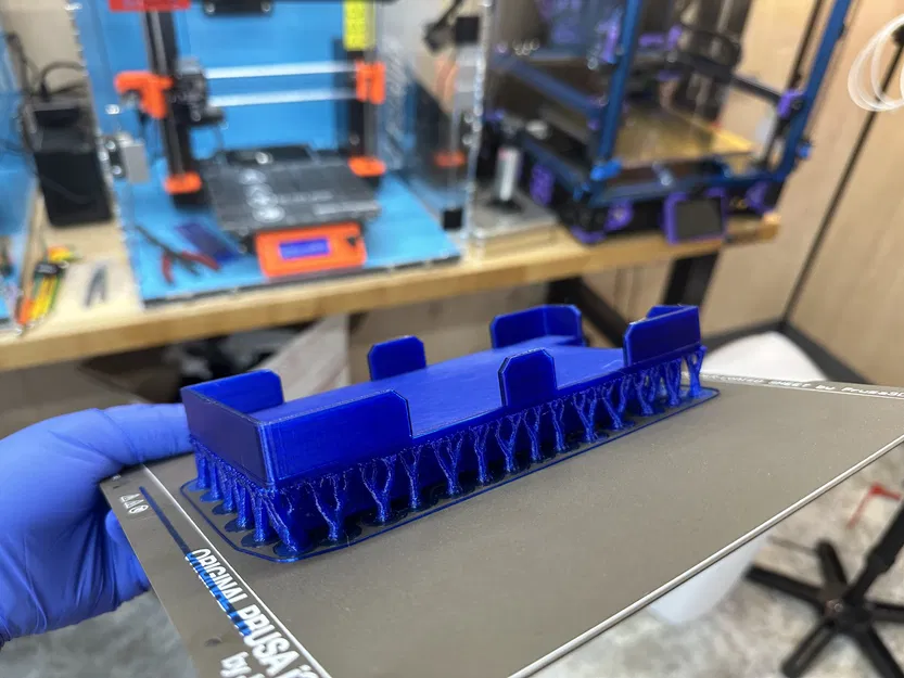 Giá đỡ điện thoại iPhone 14, 15, 16 Pro Max cho bệ tì tay F150 - Image 3