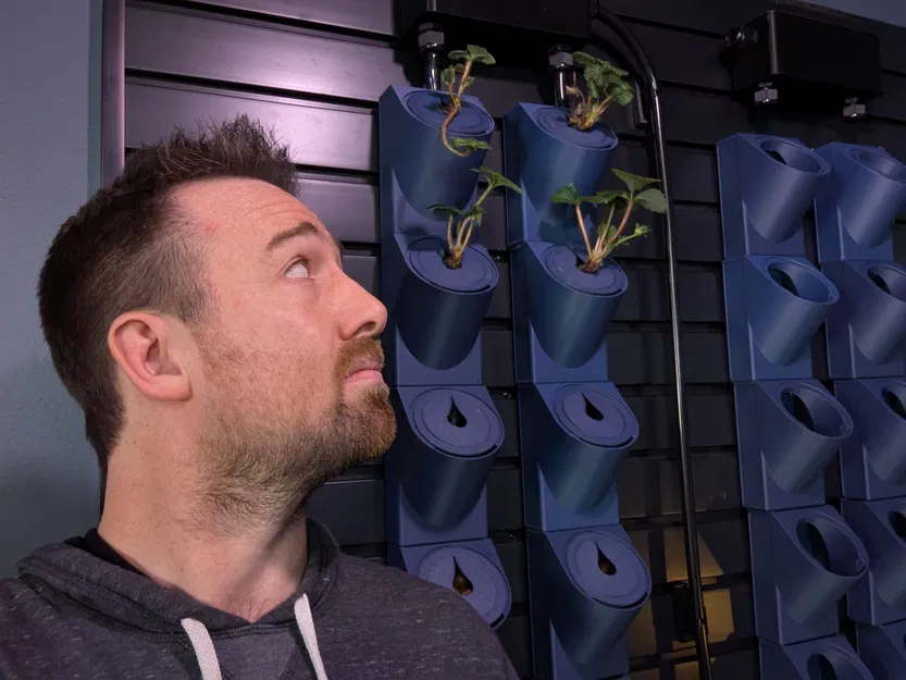 Chậu trồng cây treo tường Slat Wall Planter - Image 1