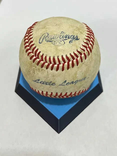 Đế trưng bày bóng chày (Baseball Holder) in 3D đẹp mắt và dễ in - Image 2