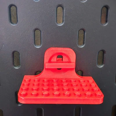 Nền tảng gắn mô hình LEGO, Mega lên bảng treo Skadis