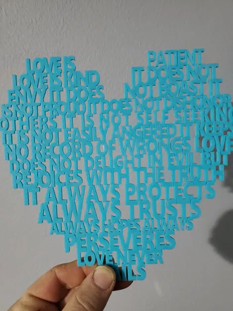 Mô hình trái tim LOVE IS PATIENT HEART - Image 3