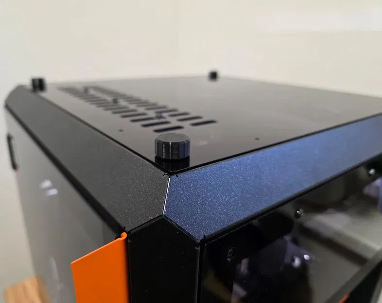 Core One - Núm nam châm mở nhanh nắp máy - Image 1