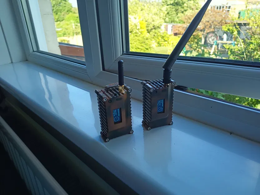 Vỏ hộp Heltec V3 dùng 2 pin 18650 - Image 4