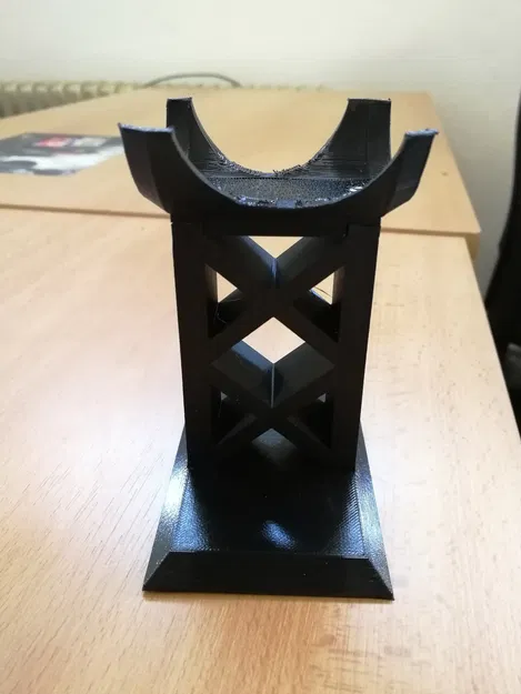 Giá đỡ mô hình xe TATRA 815 VT chắc chắn và tinh tế - Image 3