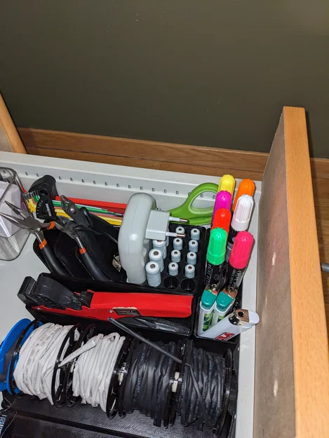 Khay đựng bộ sạc pin IKEA STENKOL và pin LADDA chuẩn Gridfinity - Image 3