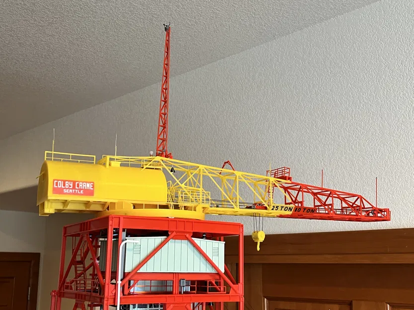 Mô hình cần cẩu Colby cho tháp phóng Apollo LUT - Image 1