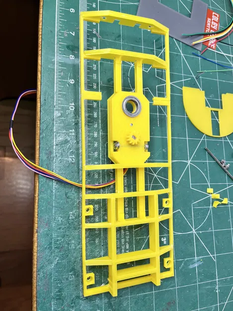 Mô hình cần cẩu Colby cho tháp phóng Apollo LUT - Image 6