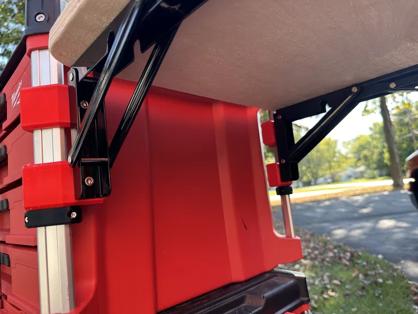 Bàn Gấp Gắn Thùng Milwaukee Packout - Image 2