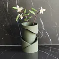 Bình hoa Spiral Embrace Vase - Thumbnail 1