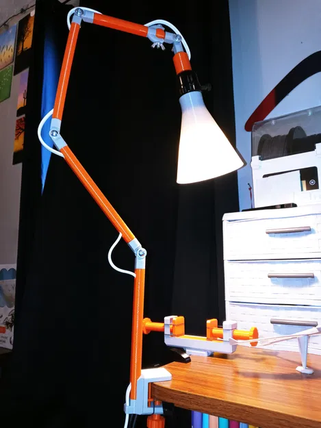 Đèn bàn Articulating C-Clamp dễ in - Image 1