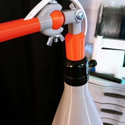 Đèn bàn Articulating C-Clamp dễ in