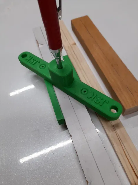Dụng cụ hỗ trợ tìm tâm gỗ (Center Finder Jig) - Image 3