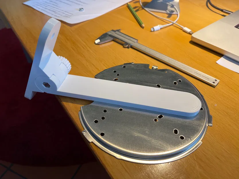 Giá treo tường cho thiết bị Unifi AP (Unifi AP Wall Mount) - Image 4