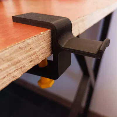 Giá đỡ tai nghe kẹp bàn in 3D: Gọn gàng và chắc chắn